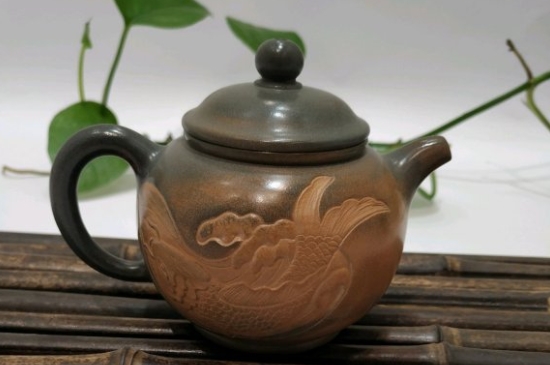 泡茶用坭興陶和紫砂壺哪個(gè)好，紫砂壺比坭興陶壺好嗎？